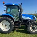 New Holland TS125A