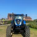New Holland T7.190 CLASSIC RC *AVAILABLE FOR HIRE*