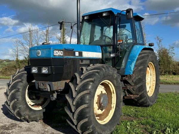 New Holland 8340