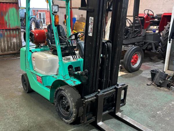 MITSUBISHI FG25