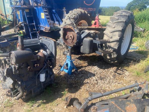 New Holland 7740 BREAKER