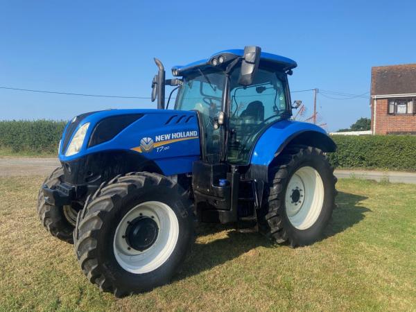 New Holland T7.190 CLASSIC RC *AVAILABLE FOR HIRE*