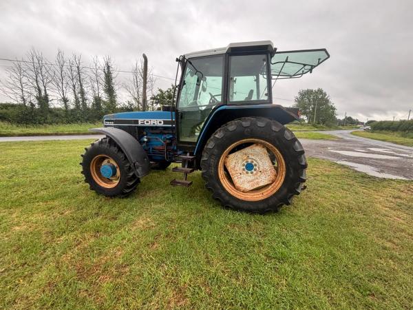 FORD 7840
